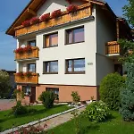 Szus *